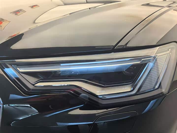 Фото 5 - Audi A6L