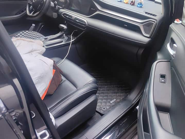 Фото 8 - GAC Trumpchi GS4