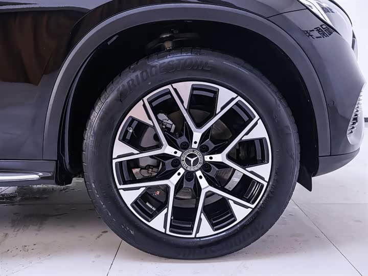 Фото 6 - Mercedes-Benz GLC-Class