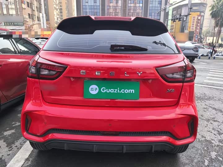 Фото 6 - Geely Vision X3