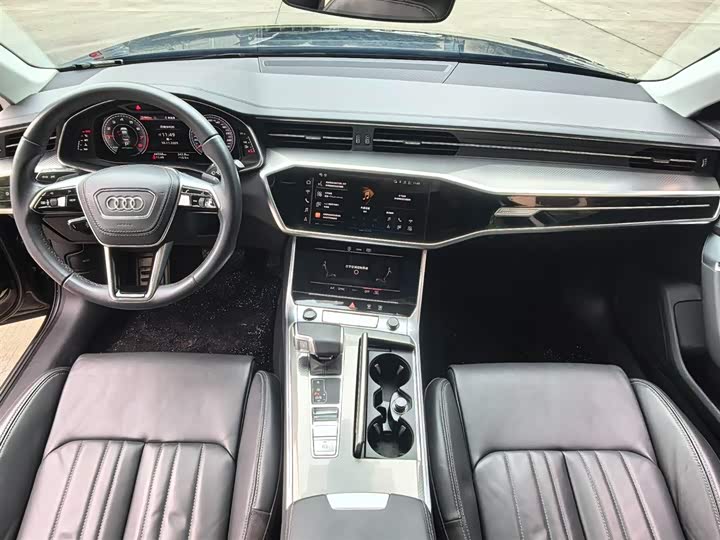 Фото 7 - Audi A6L