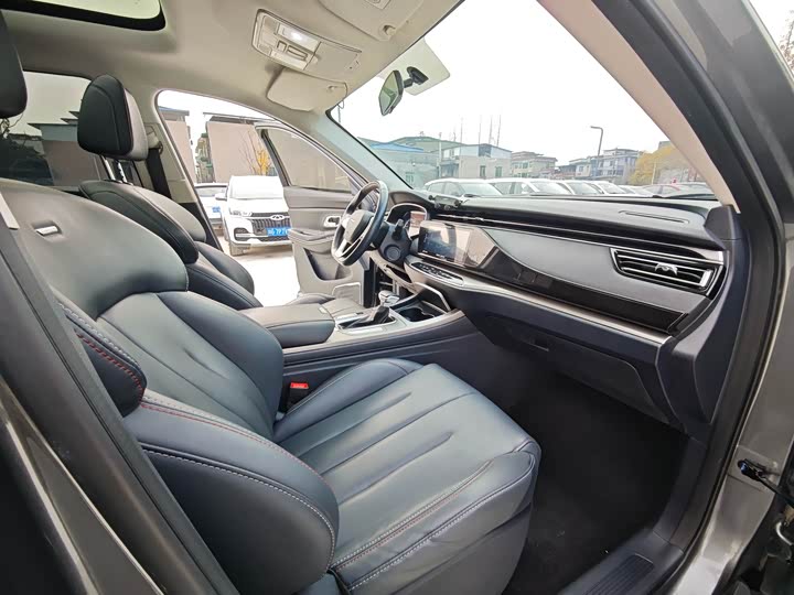 Фото 8 - Changan Oshan X7