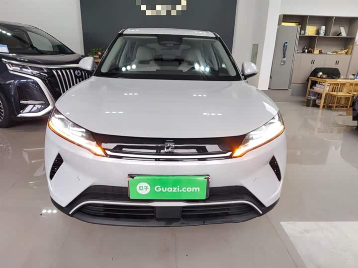 Фото 3 - BYD Yuan Up