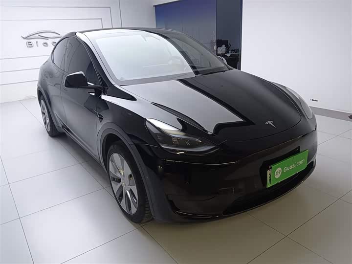 Фото 4 - Tesla Model Y