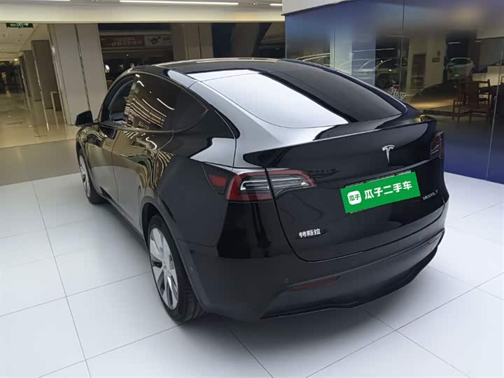 Фото 5 - Tesla Model Y