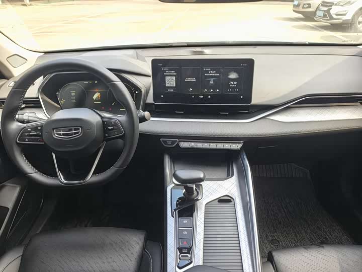 Фото 7 - Geely Preface