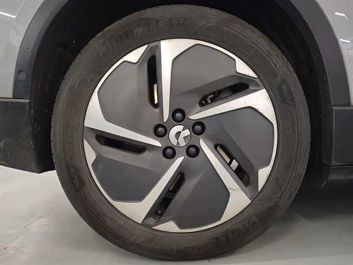 Фото 8 - Nio ES6