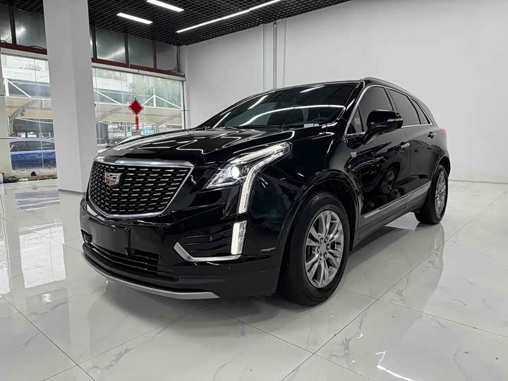Фото 1 - Cadillac XT5