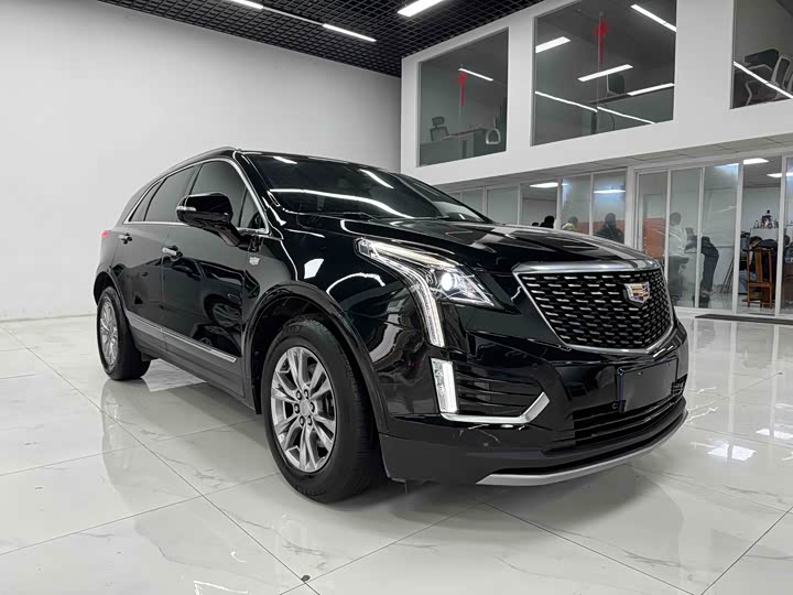 Фото 3 - Cadillac XT5