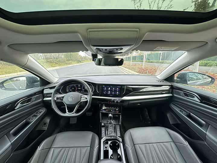 Фото 4 - Volkswagen Passat