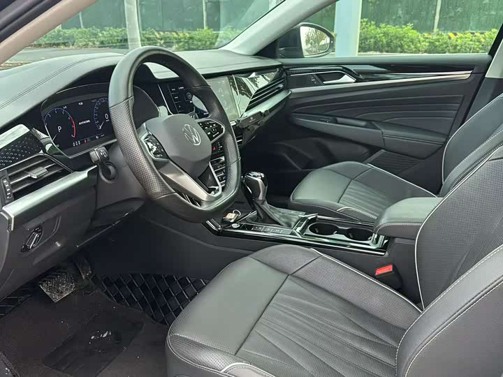 Фото 5 - Volkswagen Passat