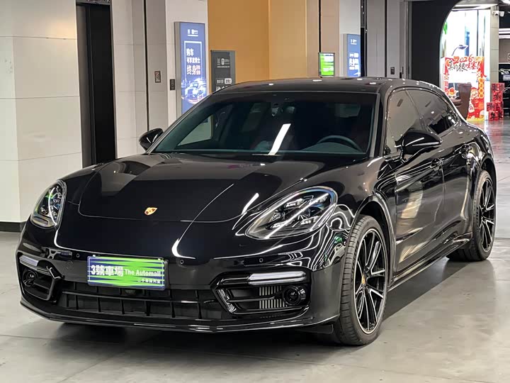 Фото 1 - Porsche Panamera