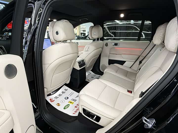 Фото 9 - LiXiang L7