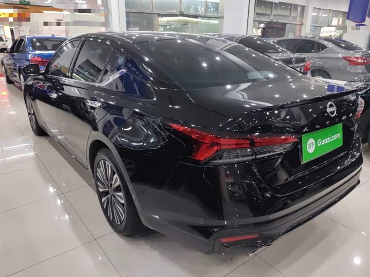 Фото 5 - Nissan Teana