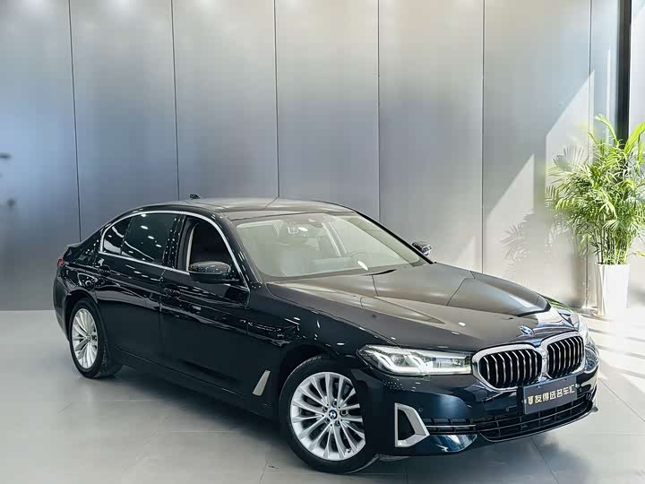 Фото 2 - BMW 5 Series