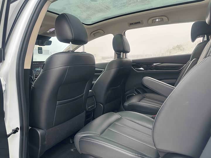 Фото 5 - BYD Song Max