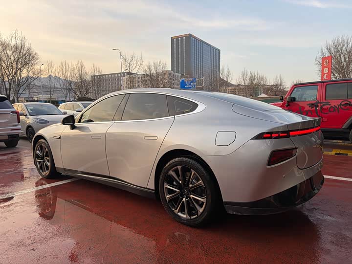 Фото 4 - XPeng P7