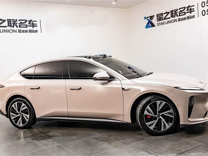 Фото 6 - Nio ET5