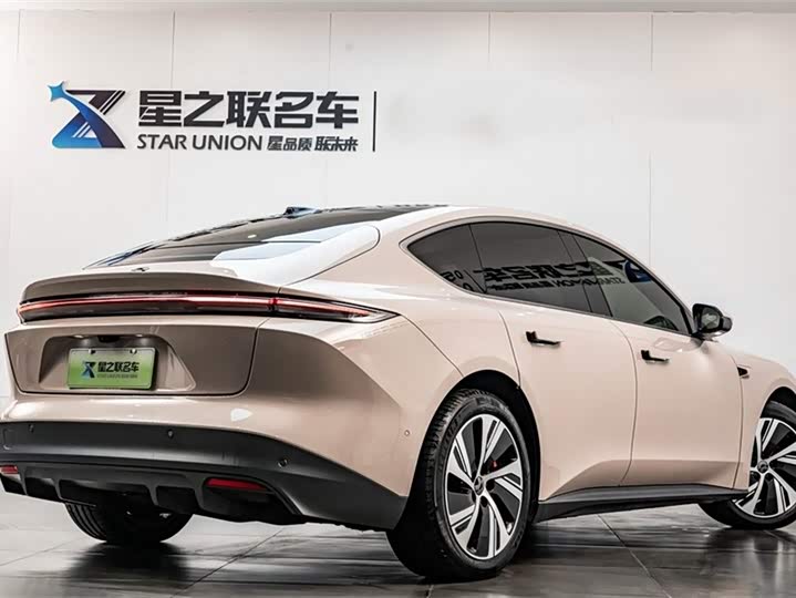 Фото 7 - Nio ET5