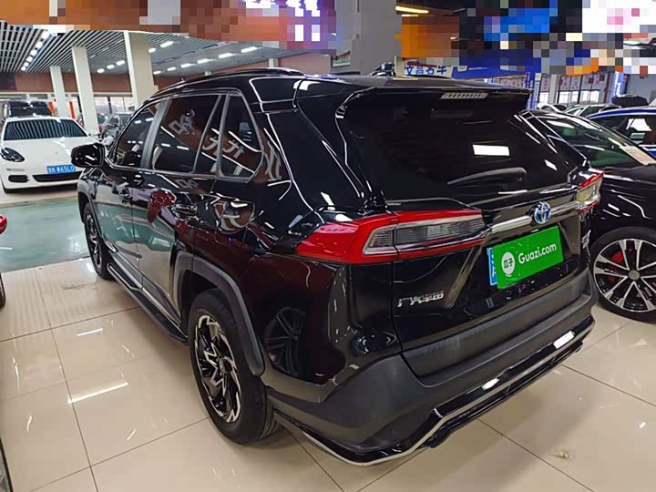 Фото 5 - Toyota Wildlander