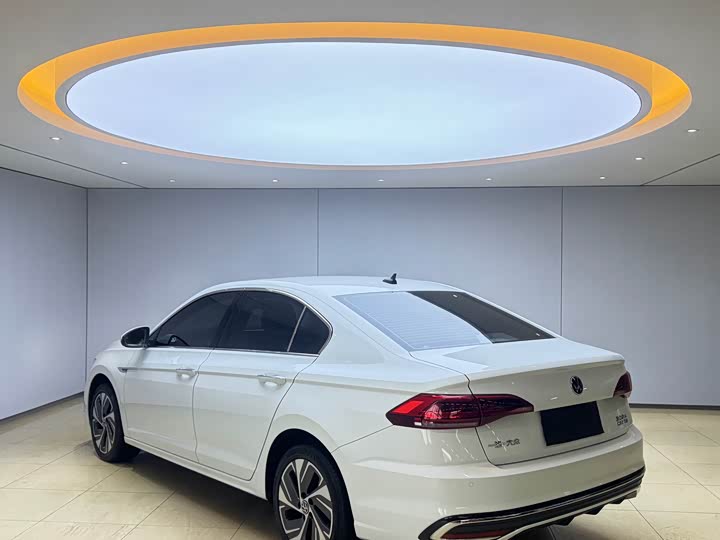 Фото 4 - Volkswagen Bora