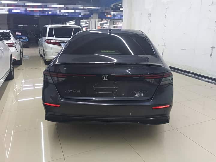 Фото 6 - Honda Accord