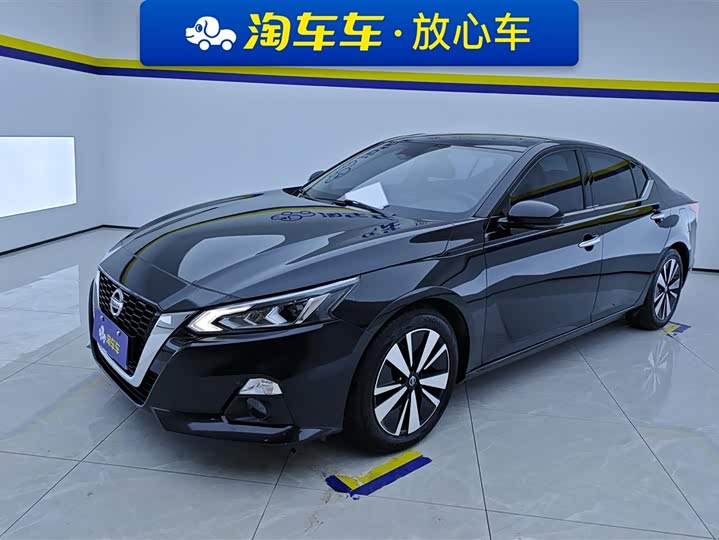 Фото 1 - Nissan Teana