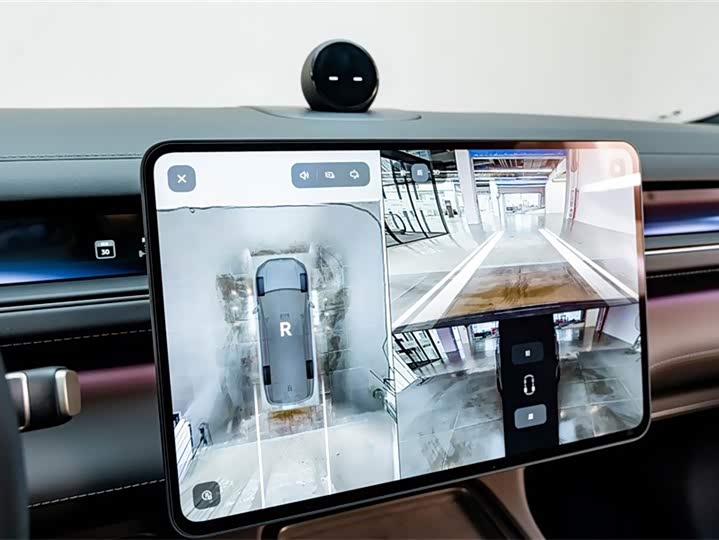 Фото 8 - Nio ES8