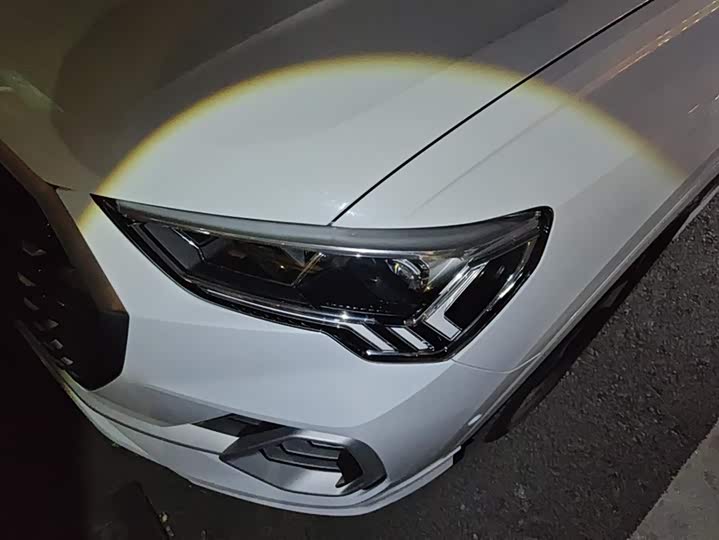 Фото 5 - Audi Q3