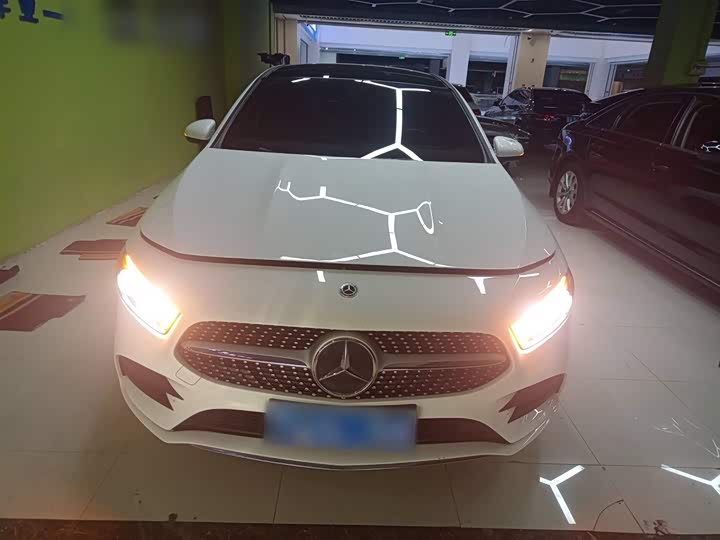 Фото 3 - Mercedes-Benz A-Class