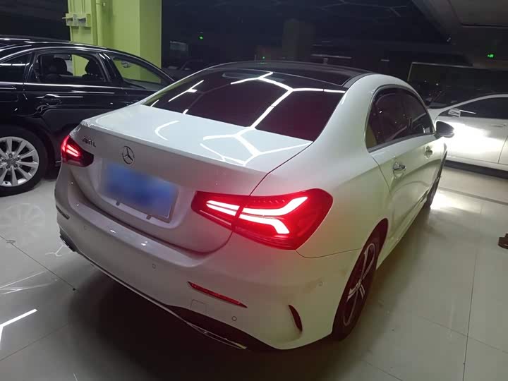 Фото 7 - Mercedes-Benz A-Class