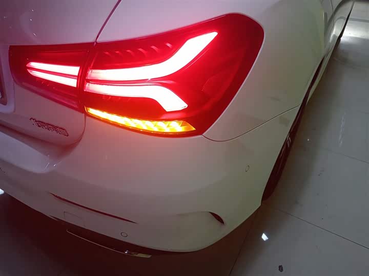 Фото 8 - Mercedes-Benz A-Class