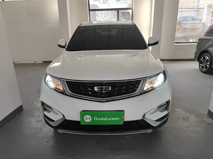 Фото 3 - Geely Atlas