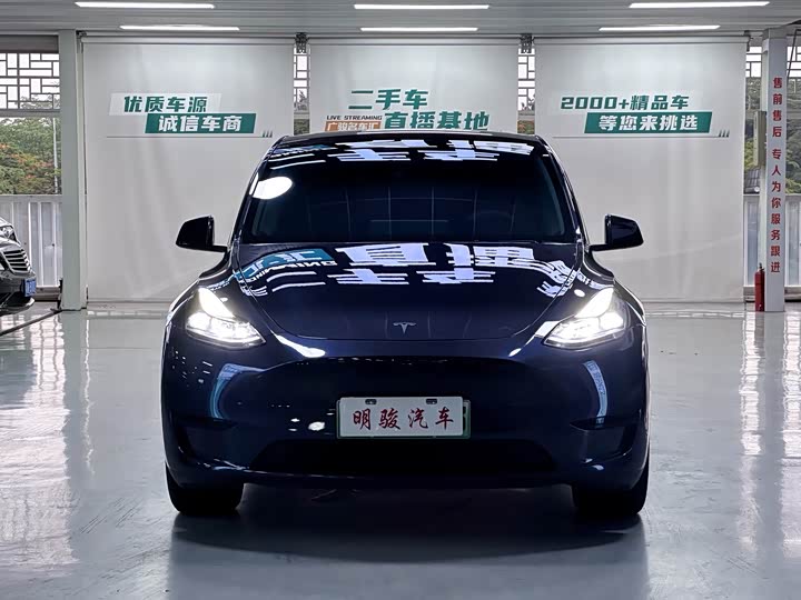 Фото 2 - Tesla Model Y