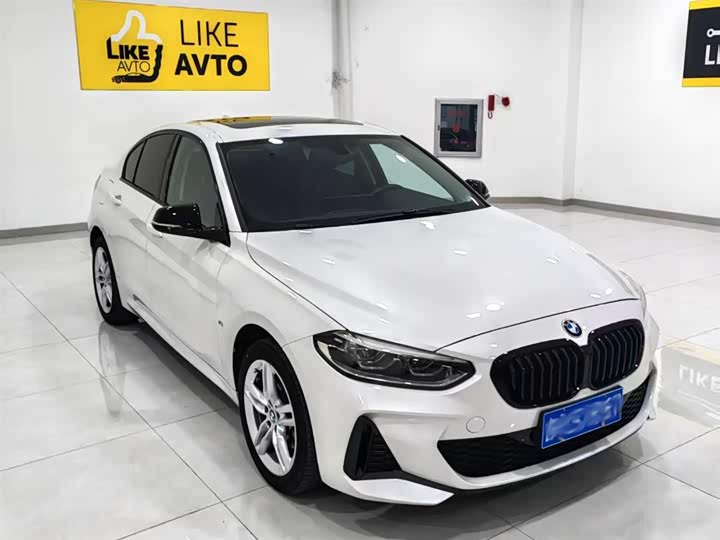 Фото 3 - BMW 1 Series