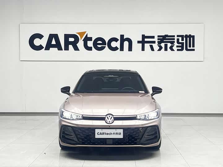 Фото 2 - Volkswagen Passat