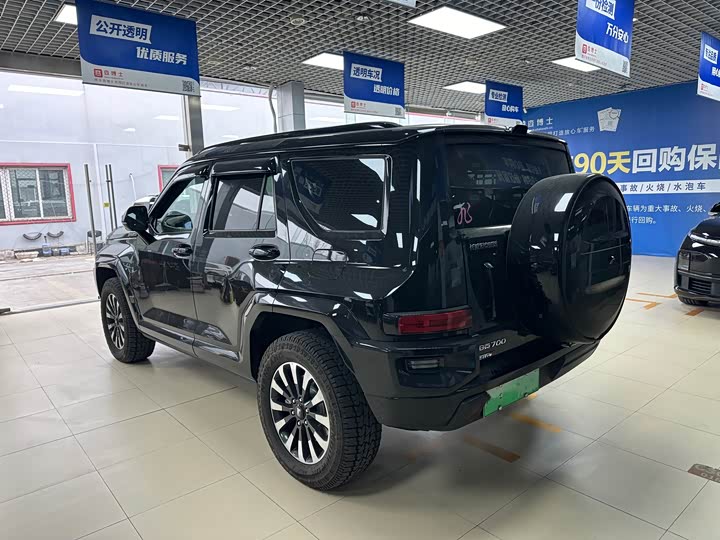 Фото 3 - Tank 700 Hybrid