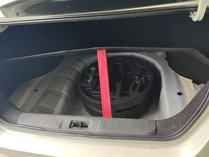 Фото 4 - Nissan Sylphy