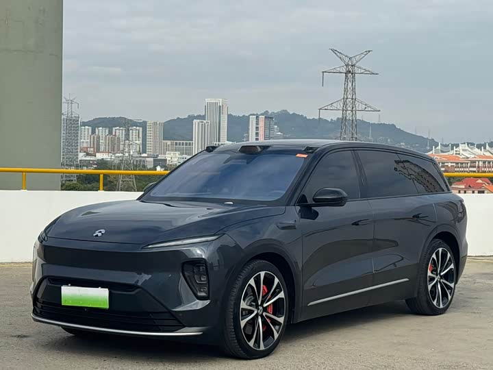 Фото 1 - Nio ES8