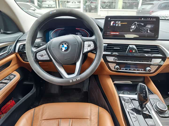 Фото 5 - BMW 6 Series GT