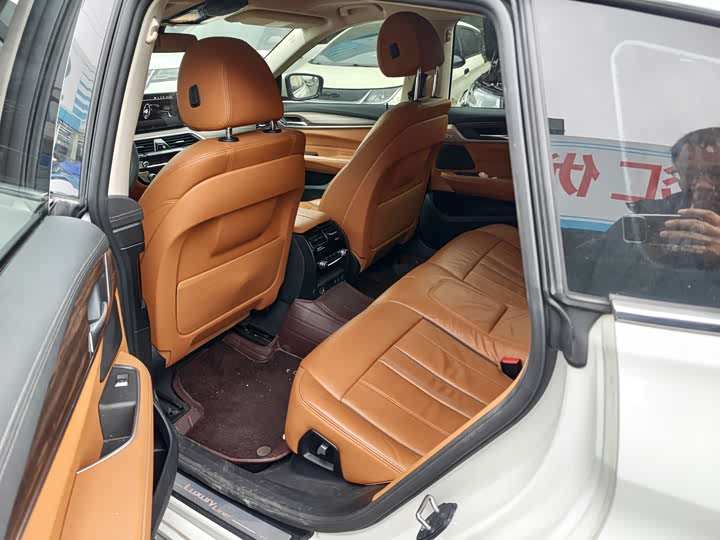 Фото 6 - BMW 6 Series GT