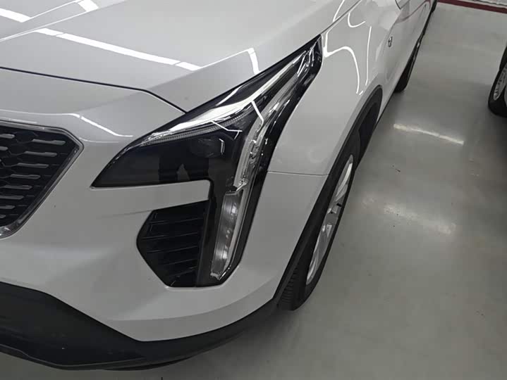 Фото 5 - Cadillac XT4