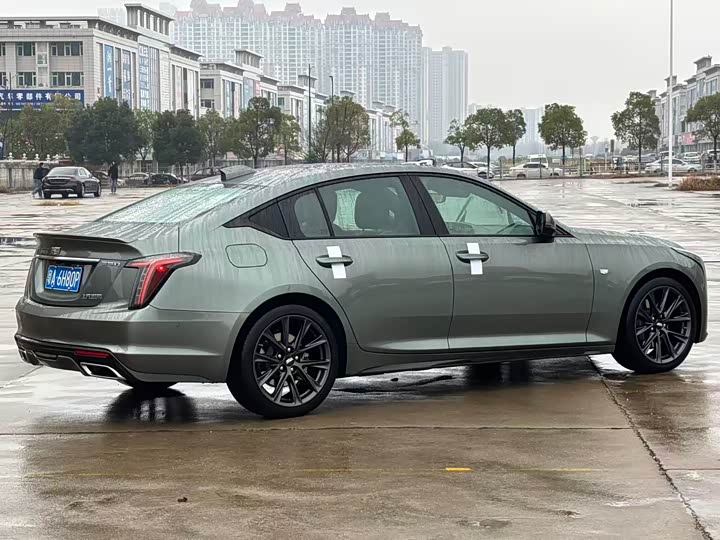 Фото 9 - Cadillac CT5