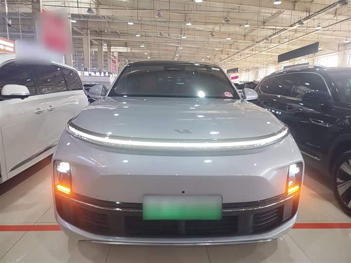 Фото 3 - LiXiang L8