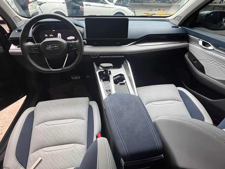 Фото 6 - Geely Preface