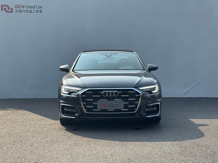 Фото 2 - Audi A6L