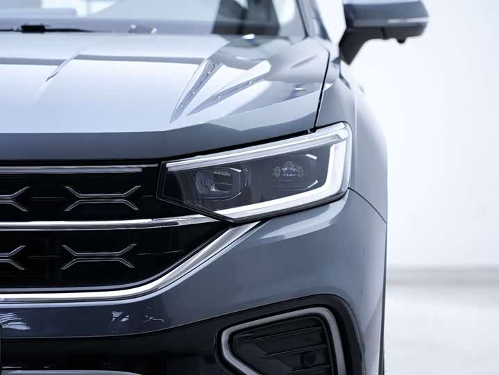 Фото 9 - Volkswagen Tayron