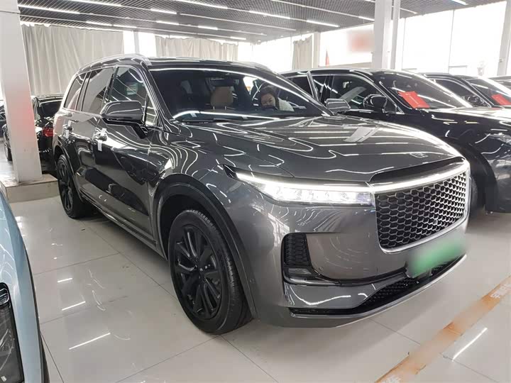 Фото 4 - LiXiang One