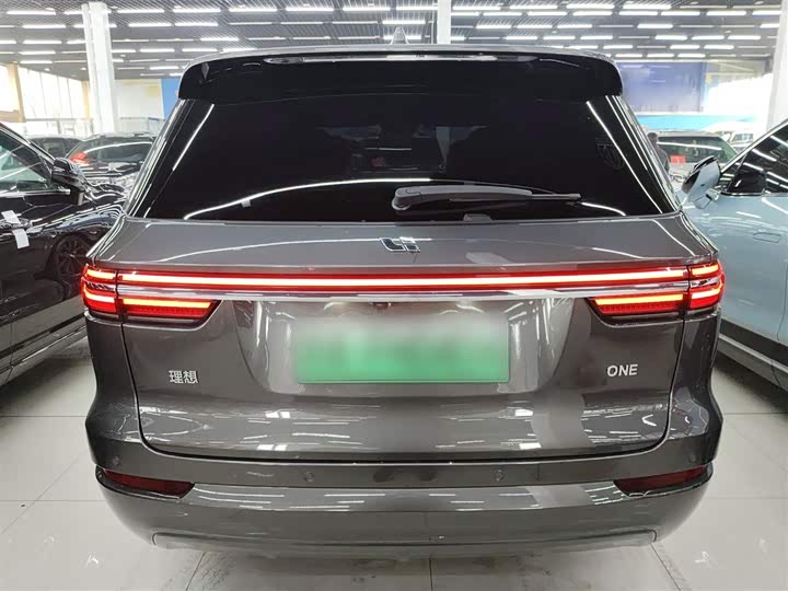 Фото 6 - LiXiang One