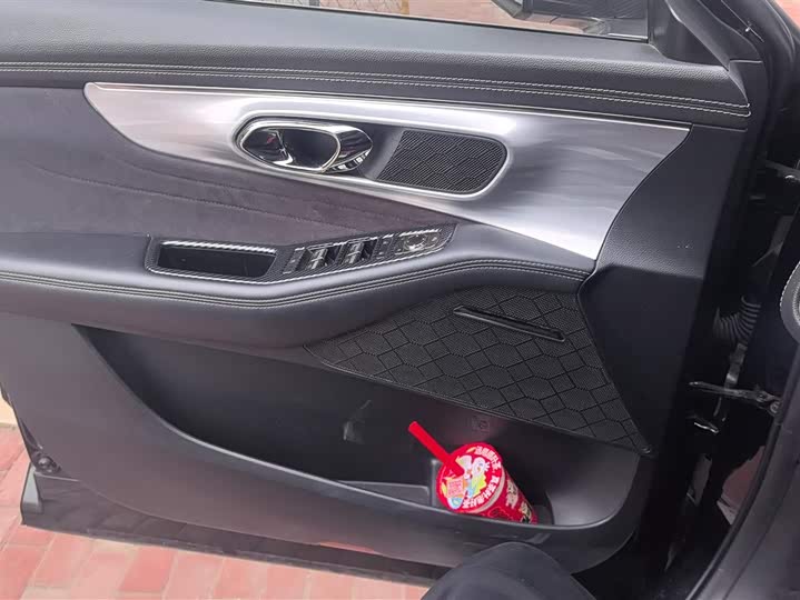 Фото 7 - GAC Trumpchi GS8